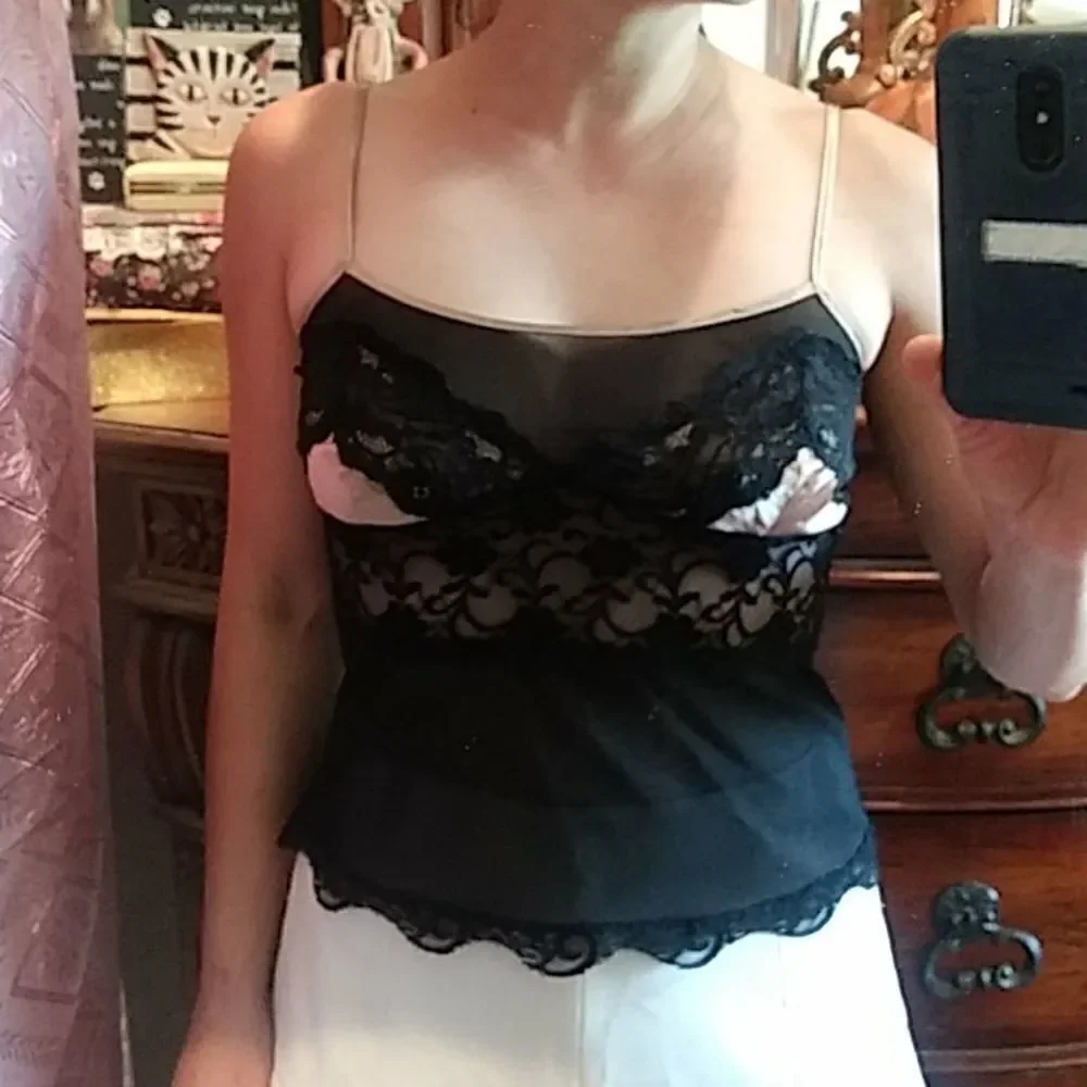 Top    - Picture 6 of 8